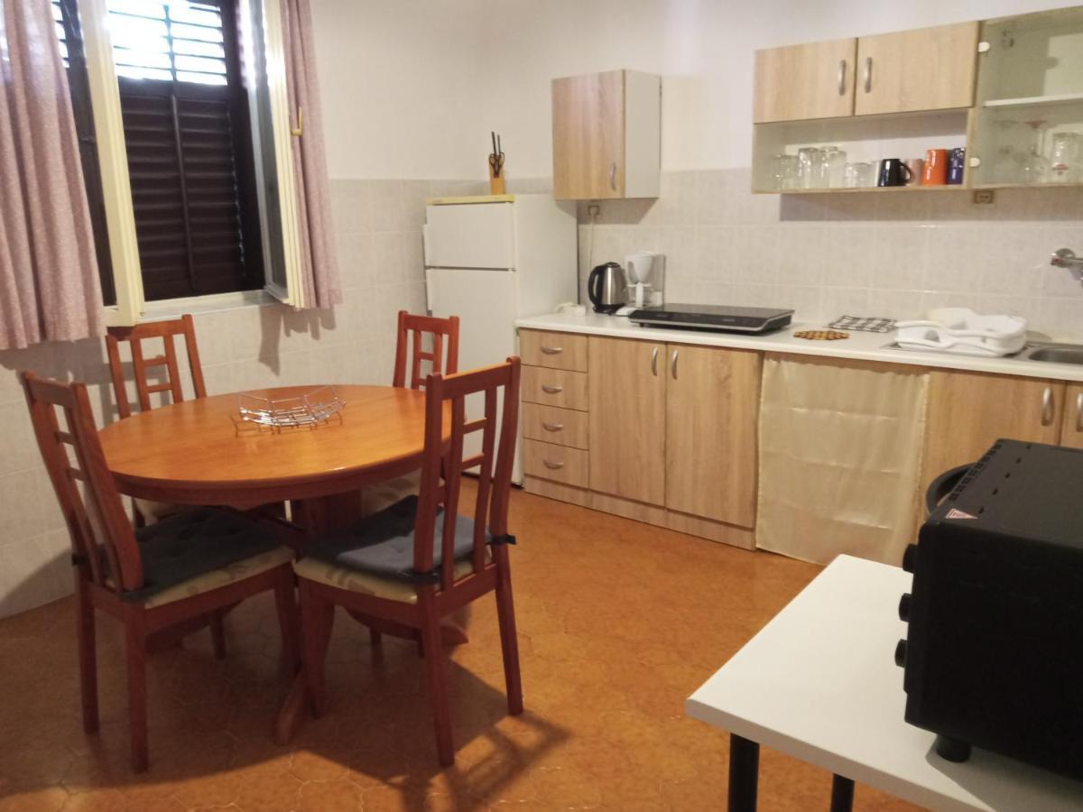 Апартаменти Apartman Sole Карігадор Екстер'єр фото